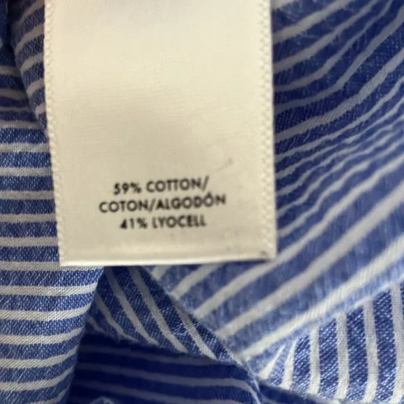 Cute bell sleeve seersucker split neck top blouse - Picture 7 of 7